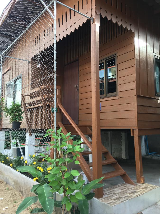 Cozy In Old Town Nhà nghỉ Chiang Mai